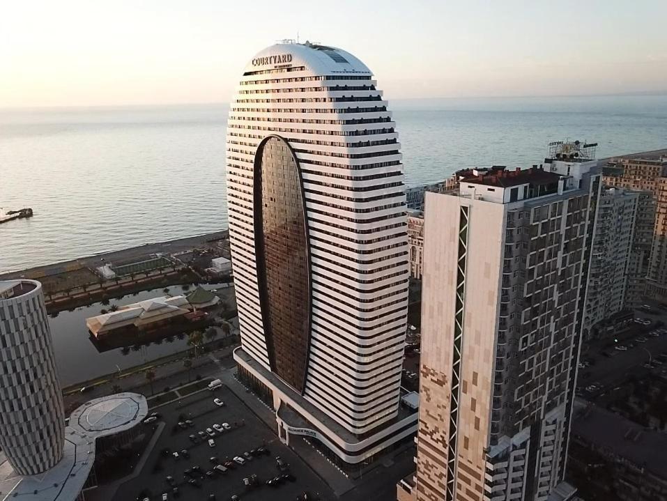 Alliance Palace Sea View Apartment Batoumi Extérieur photo