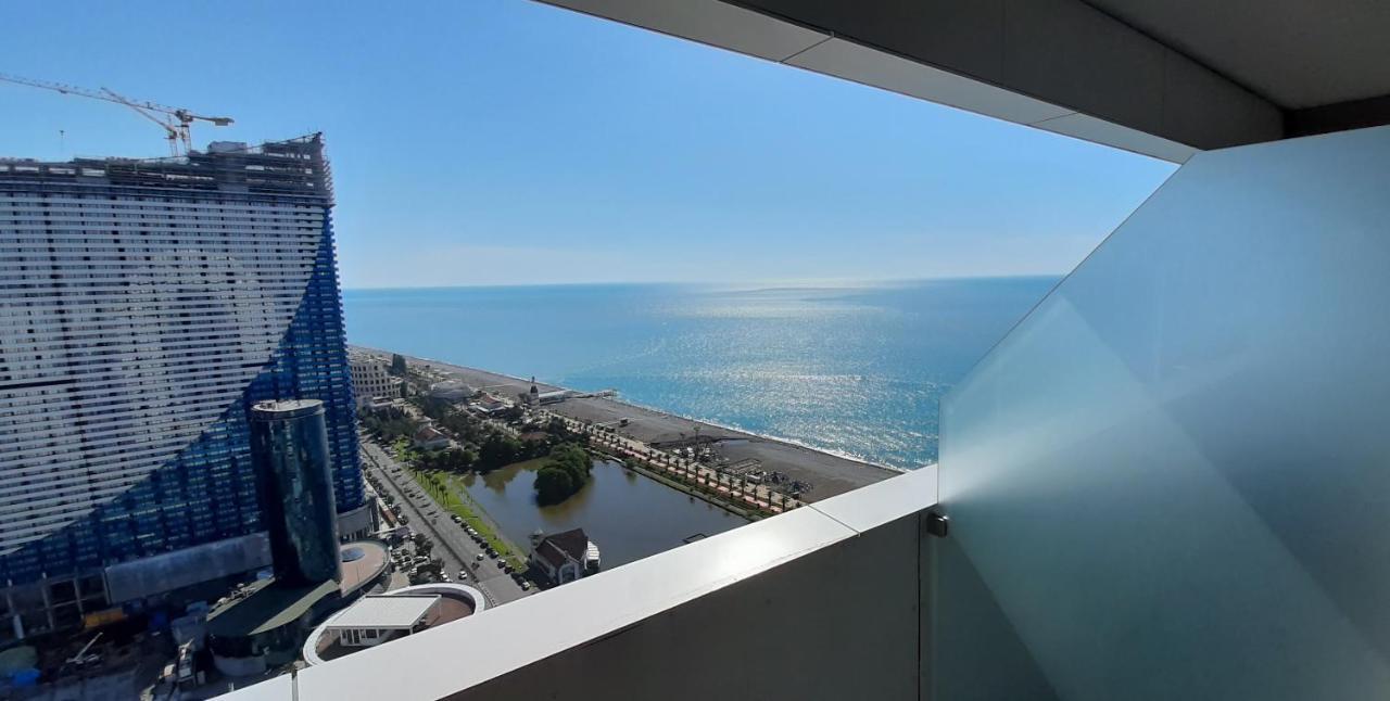 Alliance Palace Sea View Apartment Batoumi Extérieur photo