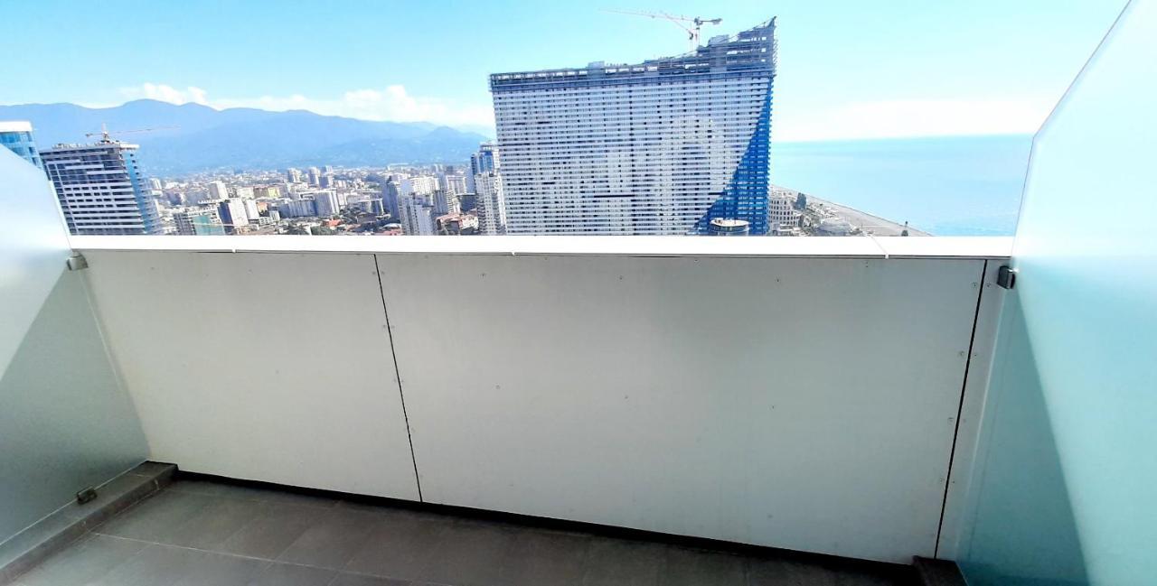 Alliance Palace Sea View Apartment Batoumi Extérieur photo