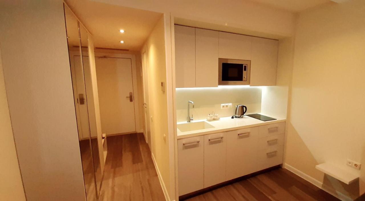 Alliance Palace Sea View Apartment Batoumi Extérieur photo