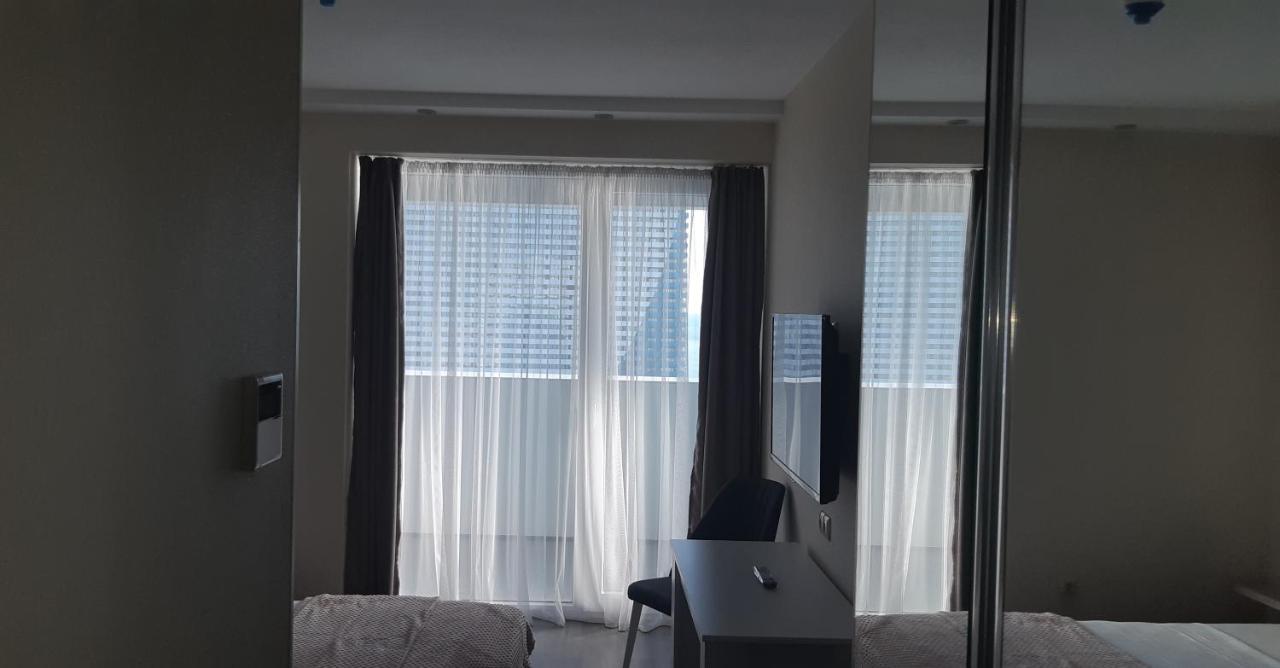 Alliance Palace Sea View Apartment Batoumi Extérieur photo