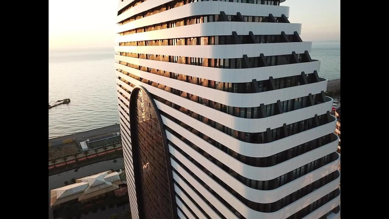 Alliance Palace Sea View Apartment Batoumi Extérieur photo